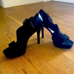 Nine West suede stiletto